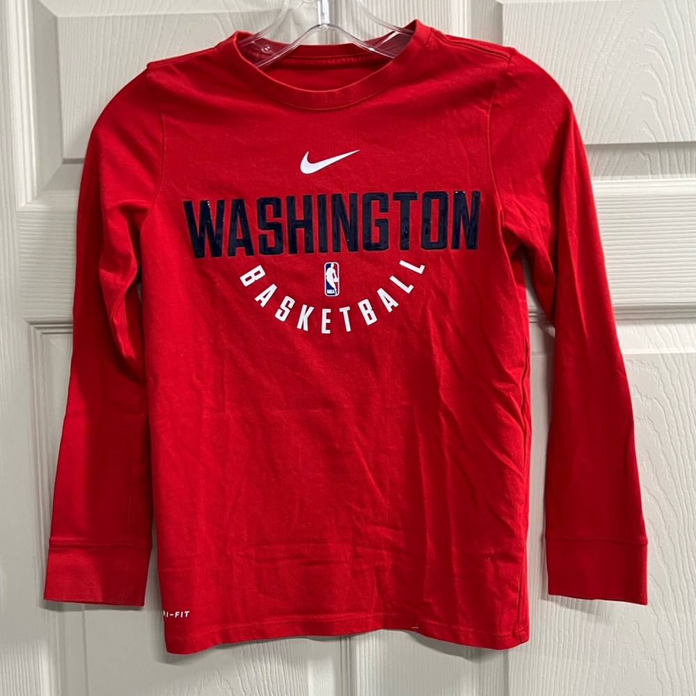 Nike Dri-Fit Washington Wizards Basketball Long Sleeve Shirt - Youth Small - EUC